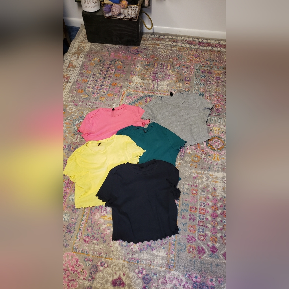 Ribbed crop tops